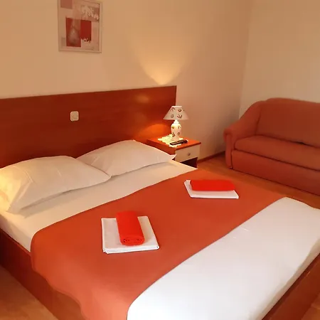 Apartment 3 Kristinka Gujinovic