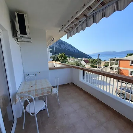 3 Kristinka Gujinovic Apartment